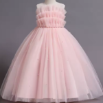 Foto 1 de Vestido Rosa Largo de Tul con Perlas