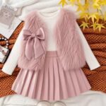 Foto 2 de Conjunto Chaleco Peluche & Falda Plisada (3piezas)